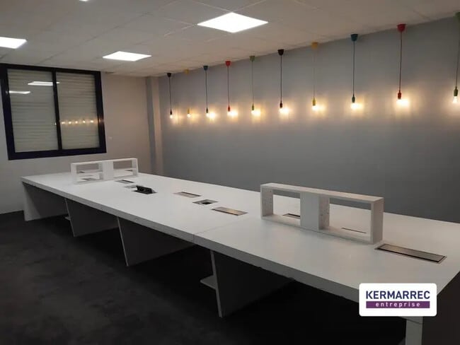 Plus de détails pour Bureau à vendre