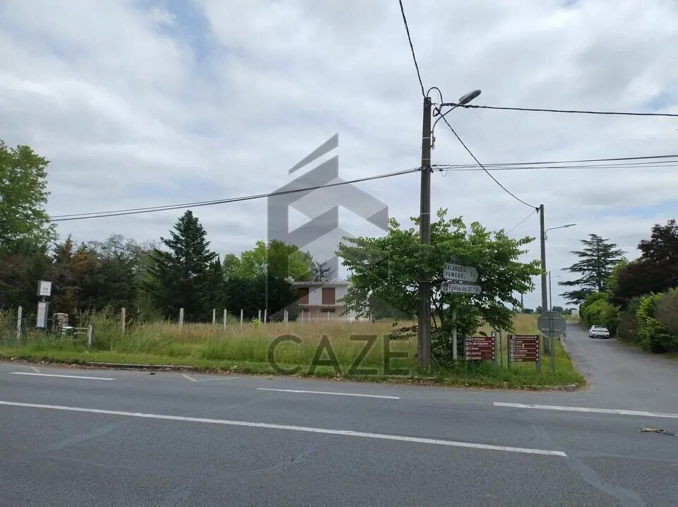 Terrain dans Les Billaux à vendre Photo principale– Image 1 sur 5