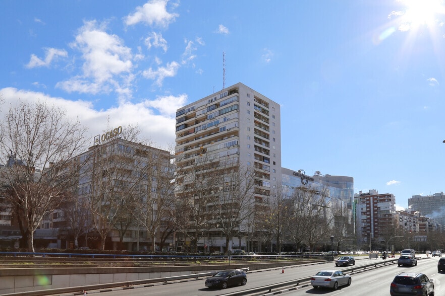 Paseo Castellana, 210, Madrid, Madrid à louer - Photo principale – Image 1 sur 4