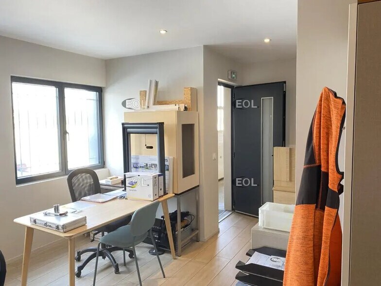 Local d’activités dans Mornant à louer - Photo intérieure – Image 3 sur 15