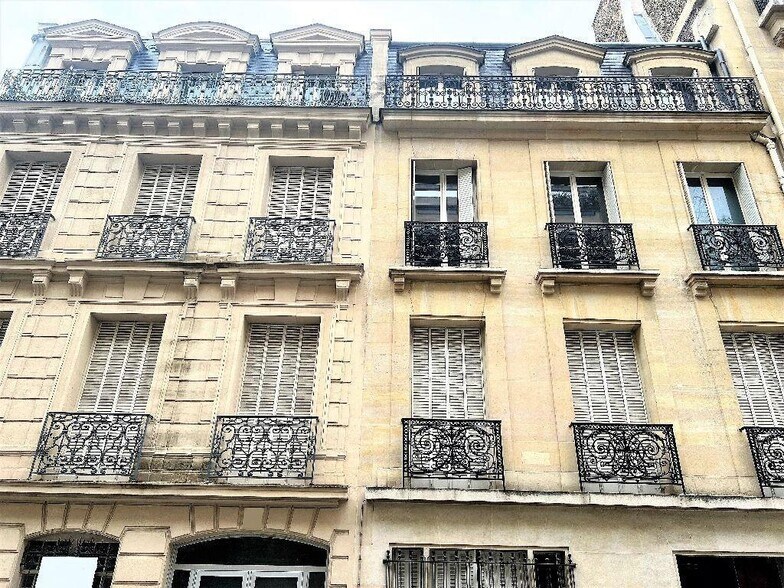 Bureau dans Paris à vendre - Photo de l’immeuble – Image 2 sur 9