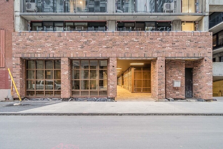 215 Rue Murray, Montréal, QC à louer - Photo de l’immeuble – Image 2 sur 8