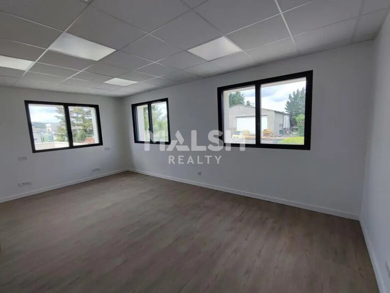 Local d’activités dans Mornant à louer - Photo intérieure – Image 2 sur 5