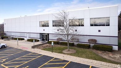 1018 Tri-State Pky, Gurnee, IL à louer Photo de l’immeuble– Image 1 sur 6