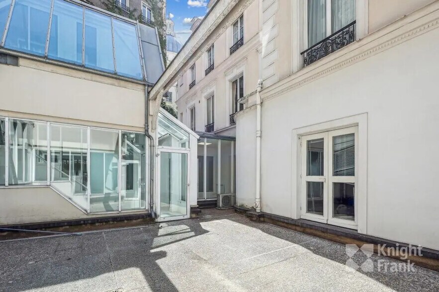 19-21 Rue Valette, Paris à louer - Photo de l’immeuble – Image 3 sur 8