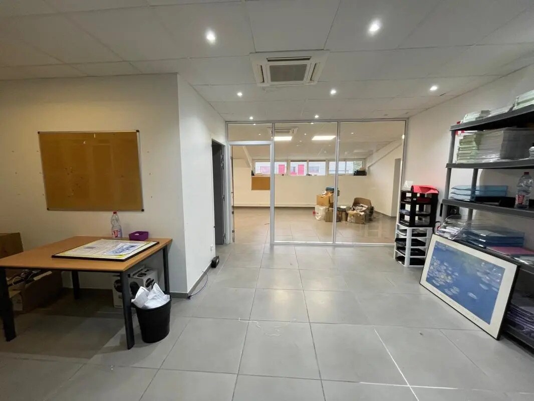 Bureau dans Vendargues à louer Photo intérieure– Image 1 sur 7