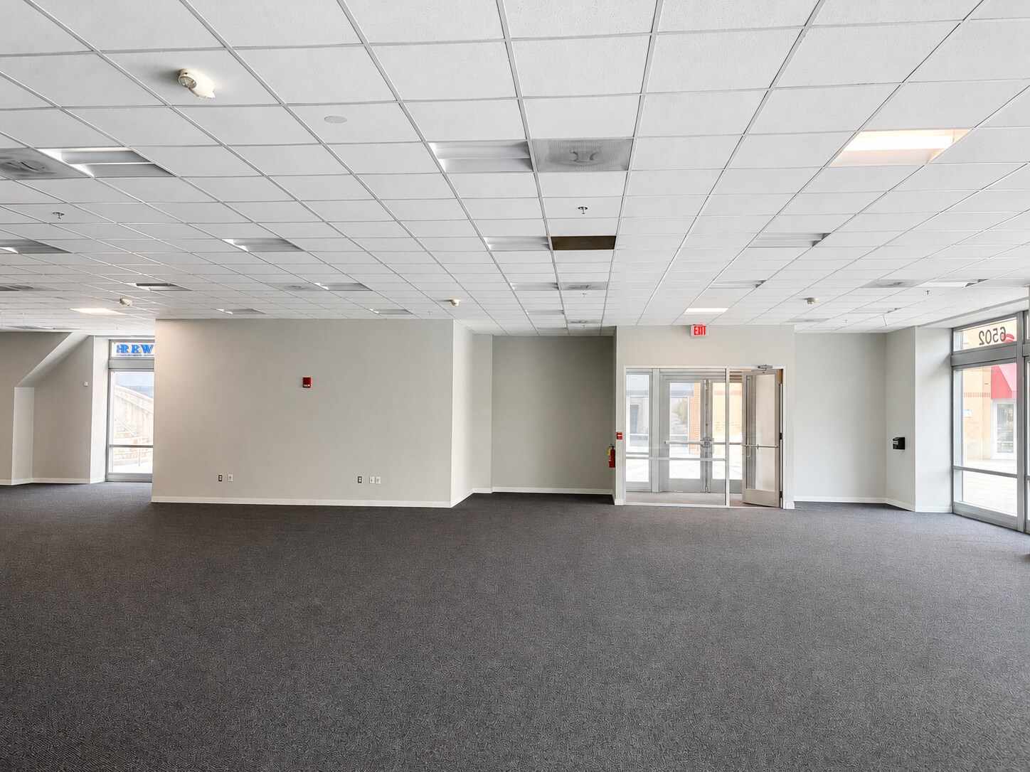6501-6507 America Blvd, Hyattsville, MD à louer Photo intérieure– Image 1 sur 3