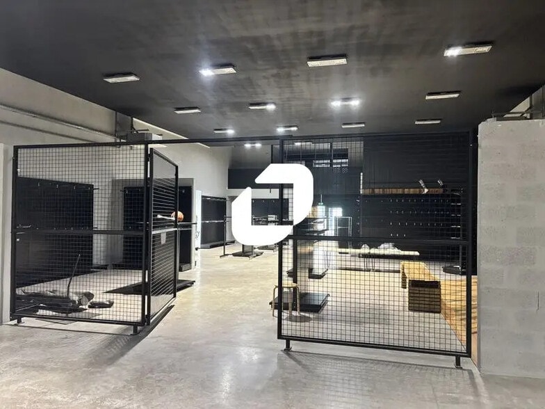 Local commercial dans Bordeaux à louer - Photo intérieure – Image 3 sur 14