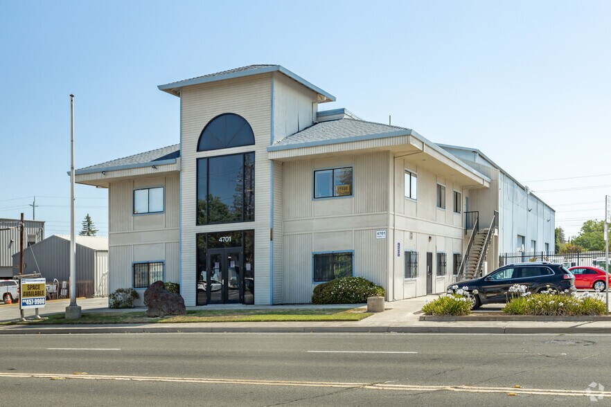 4701 24th St, Sacramento, CA à louer - Photo de l’immeuble – Image 2 sur 7