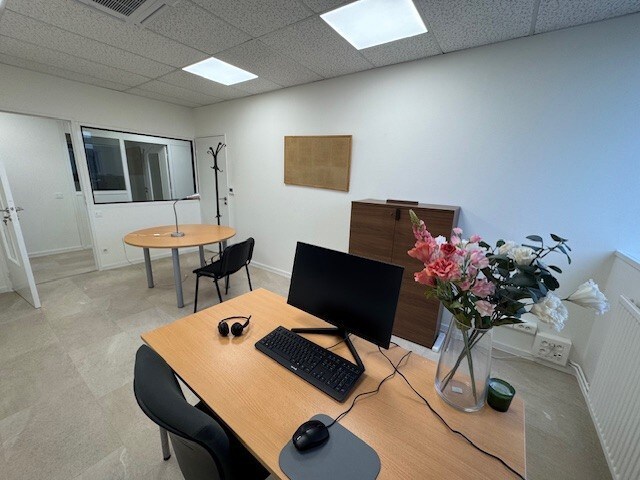 Bureau dans Saint-Étienne à louer Photo intérieure– Image 1 sur 7