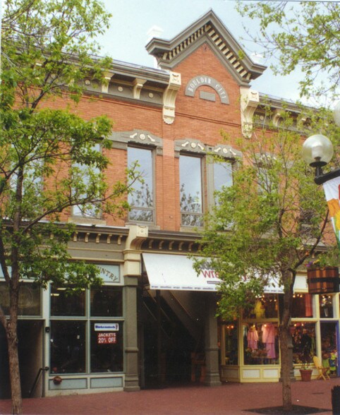 1136 Pearl St, Boulder, CO à louer - Photo principale – Image 1 sur 24