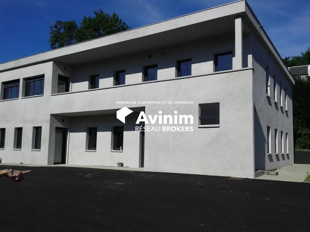 Bureau dans Tresserve à louer Photo de l’immeuble– Image 1 sur 5