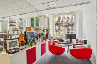 6 Rue Paul Baudry, Paris à louer Photo intérieure– Image 1 sur 10