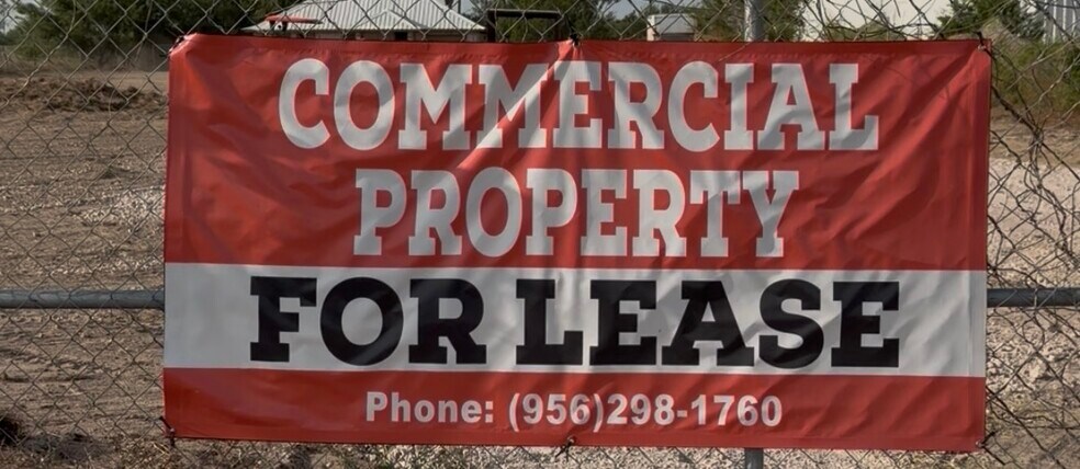 4204 W Mile 3 Rd, Mission, TX à louer - Photo de l’immeuble – Image 3 sur 8