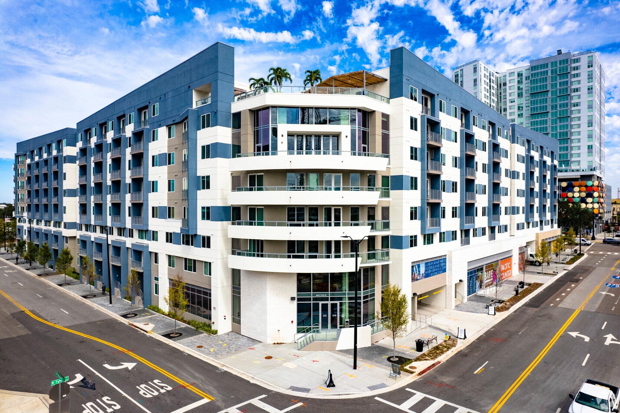 160 W Tyler St, Tampa, FL à louer Photo de l’immeuble– Image 1 sur 5