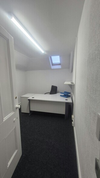 28-30A High St, Paisley à louer - Photo de l’immeuble – Image 3 sur 11
