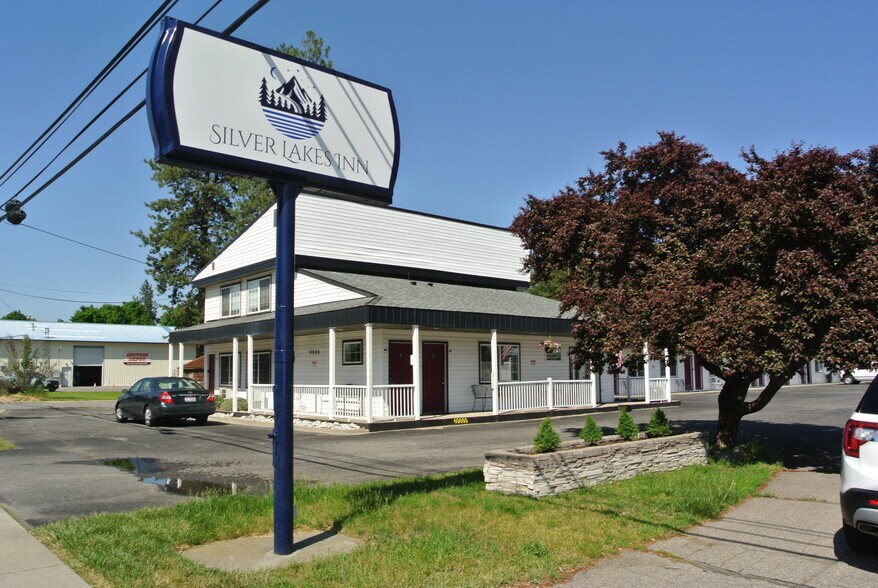 9986 N Government Way, Hayden, ID à vendre - Photo de l’immeuble – Image 2 sur 18