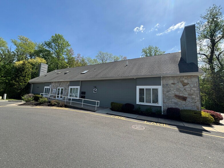 900 Route 168, Turnersville, NJ à vendre - Photo de l’immeuble – Image 1 sur 5