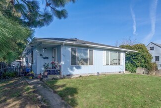 Plus de détails pour 227 24th Ave, Longview, WA - Logement à vendre