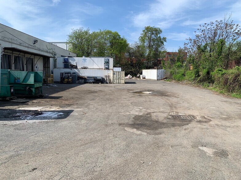 475 Bloy St, Hillside, NJ à louer - Photo de l’immeuble – Image 3 sur 5