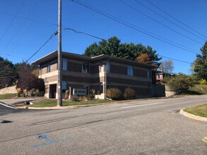 402 N 28th Ave, Wausau, WI à louer Photo de l’immeuble– Image 2 sur 8