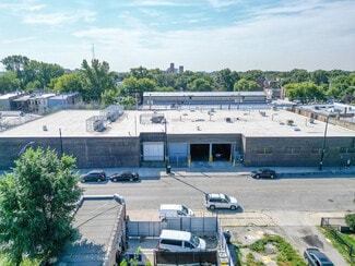 Plus de détails pour 2733 W Harrison St, Chicago, IL - Industriel/Logistique à vendre