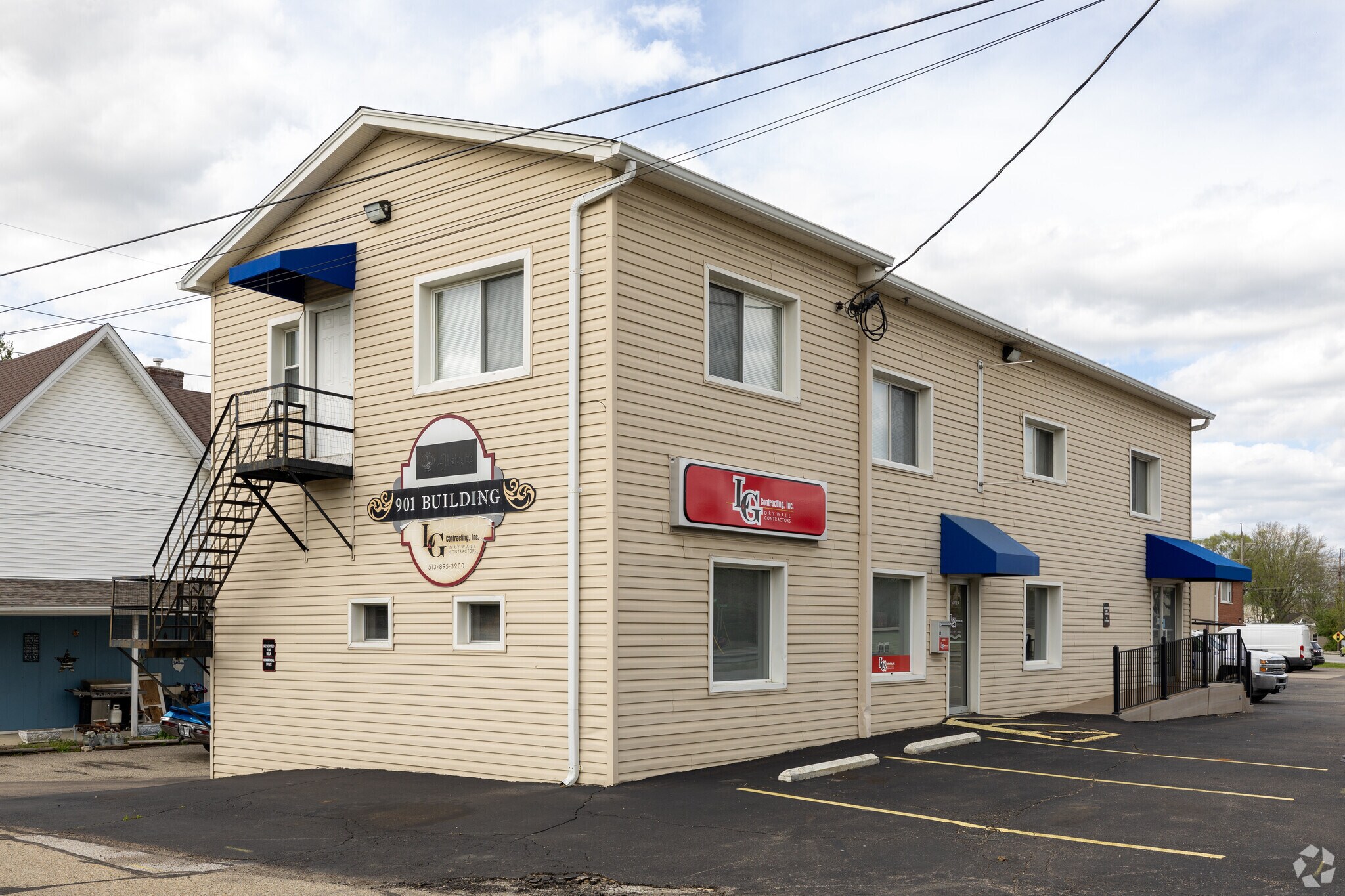 901 Walnut St, Rossville, OH à louer Photo principale– Image 1 sur 4