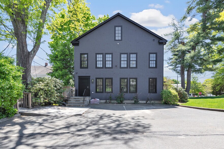 965 Post Rd E, Westport, CT à louer - Photo de l’immeuble – Image 3 sur 30