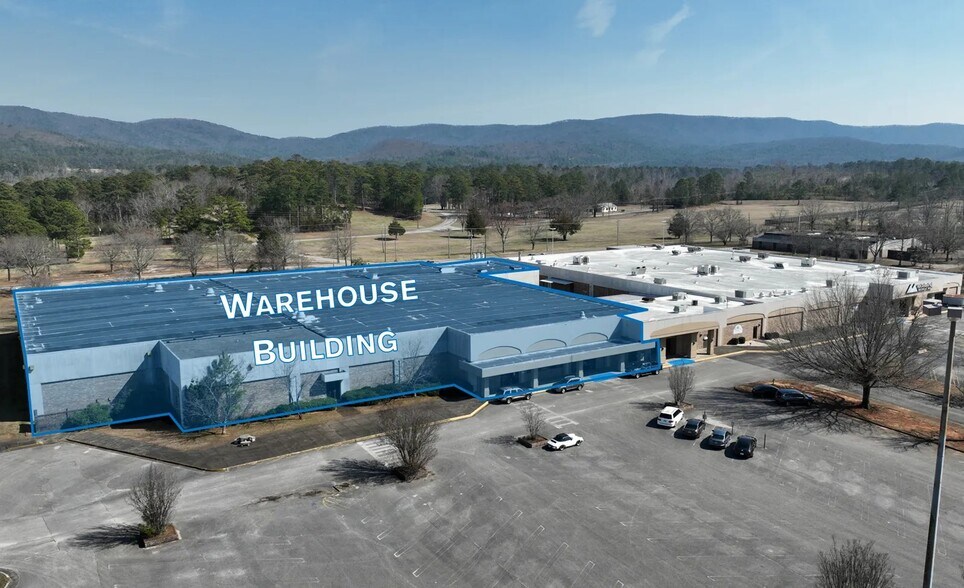 111 Town Center Dr, Anniston, AL à vendre - Photo de l’immeuble – Image 2 sur 4