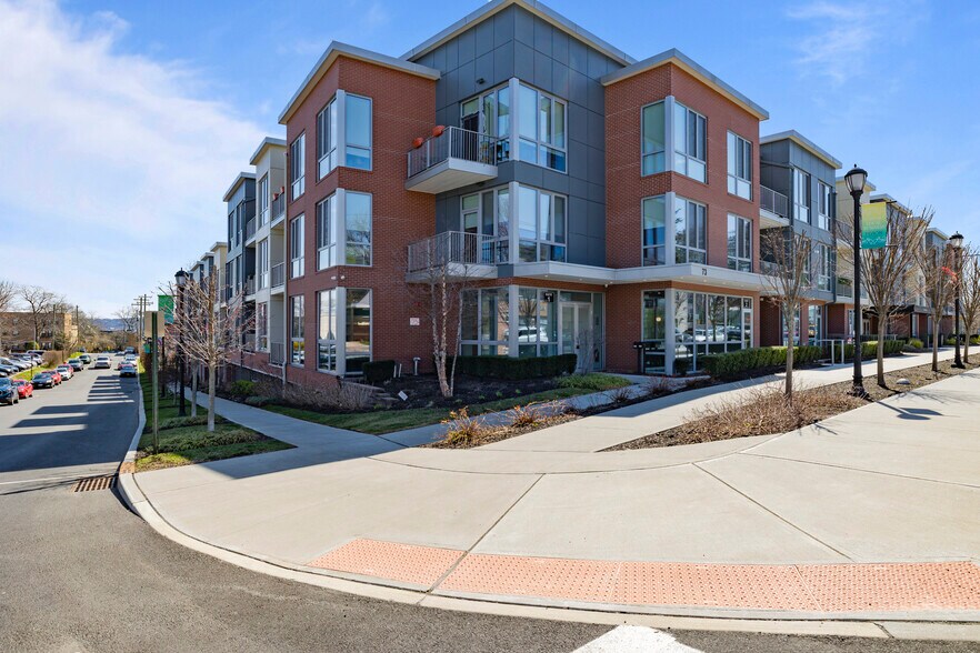66 Cedar Hill Ave, Nyack, NY à louer - Photo de l’immeuble – Image 2 sur 17