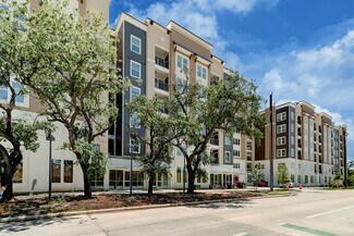 Plus de détails pour 2515 Caroline St, Houston, TX - Local commercial à louer