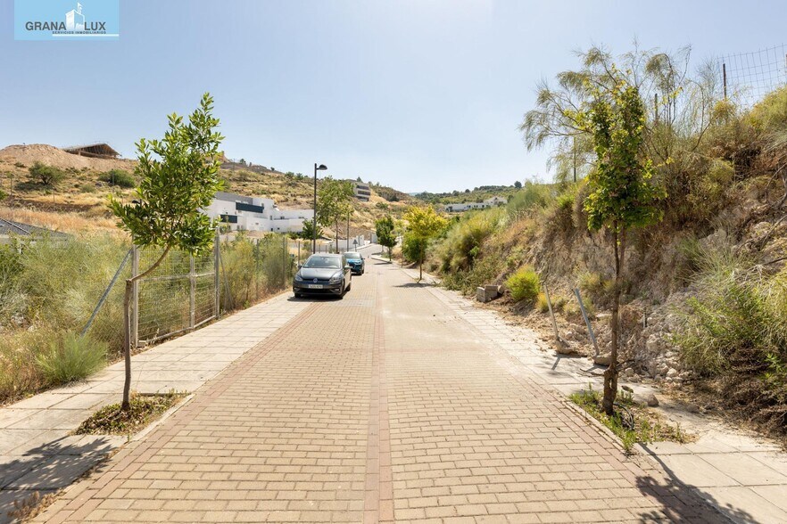 Calle Güevéjar, 14, La Zubia, Granada à vendre - Photo de l’immeuble – Image 2 sur 15