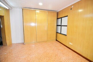 Plus de détails pour Calle Palos de la Frontera, 35, Salamanca - Local commercial à vendre