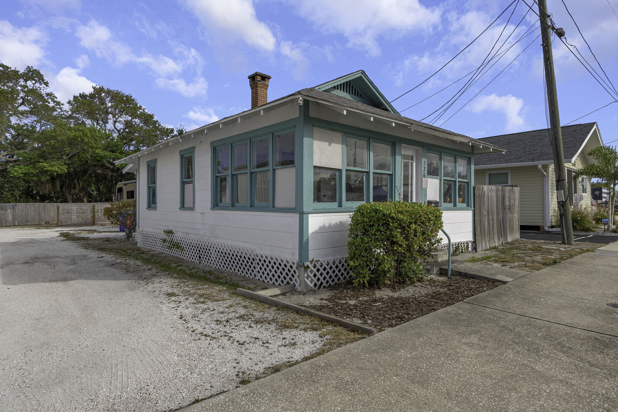 726 Main St, Dunedin, FL à vendre Photo principale– Image 1 sur 7