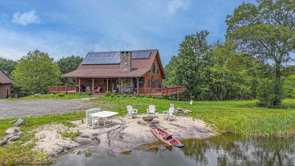 1 Green Mountain Pl, Roaring Brook Twp, PA à vendre - Photo principale – Image 1 sur 35