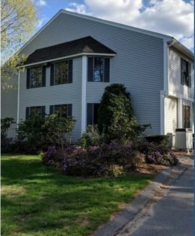 636 Great Rd, Stow, MA à louer Photo de l’immeuble– Image 1 sur 2