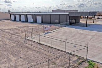 Plus de détails pour 6637 Leopard St, Corpus Christi, TX - Industriel/Logistique à louer