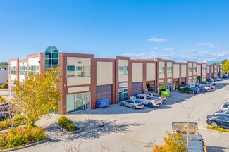 Plus de détails pour 17750 65A Av, Surrey, BC - Local d’activités à vendre