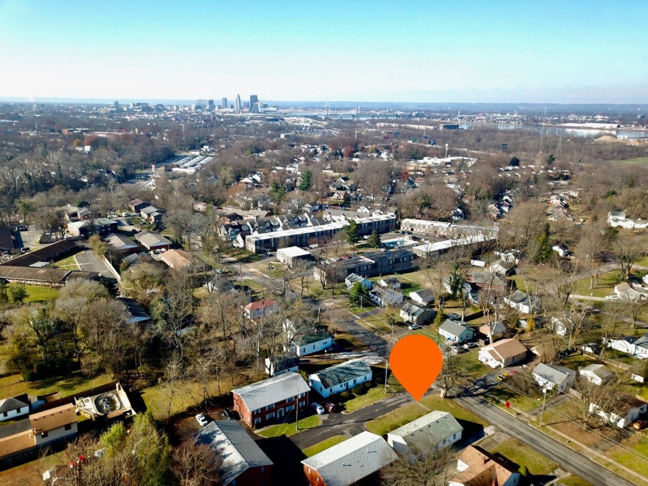 2628 Lindsay Ave, Louisville, KY à vendre Photo principale– Image 1 sur 12