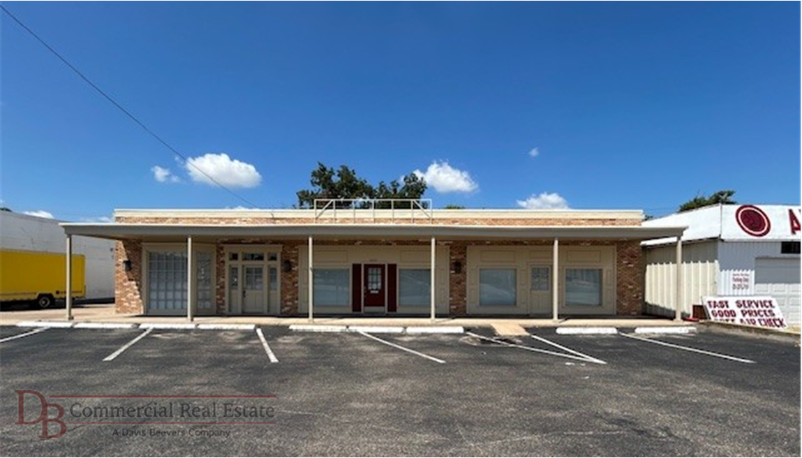 1402 S 31st St, Temple, TX à louer Photo de l’immeuble– Image 1 sur 3