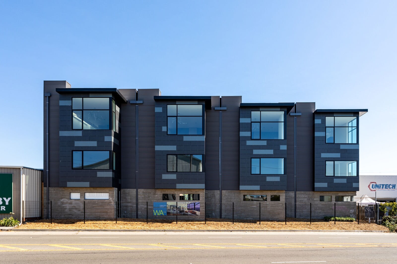 807-813 Folger Ave, Berkeley, CA à louer Photo de l’immeuble– Image 1 sur 3