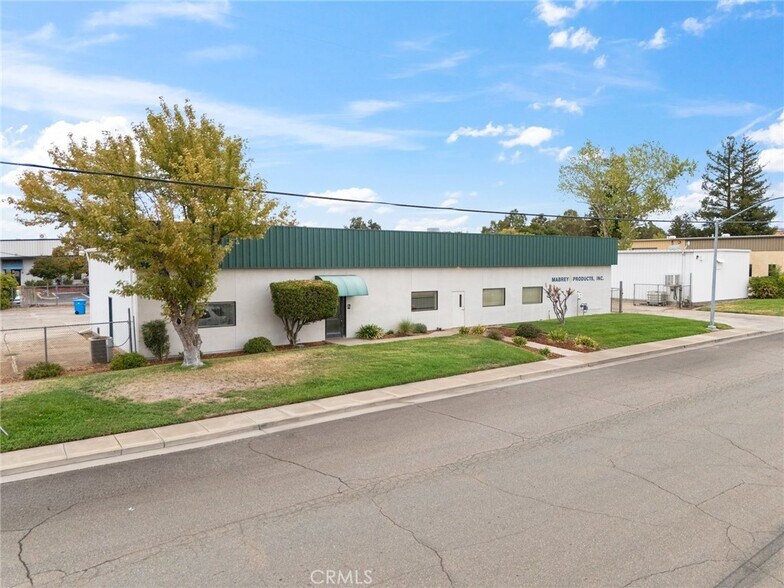 200 Ryan Ave, Chico, CA à vendre - Photo de l’immeuble – Image 3 sur 11