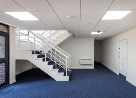 Swallowfield Way, Hayes à louer Photo intérieure– Image 1 sur 3