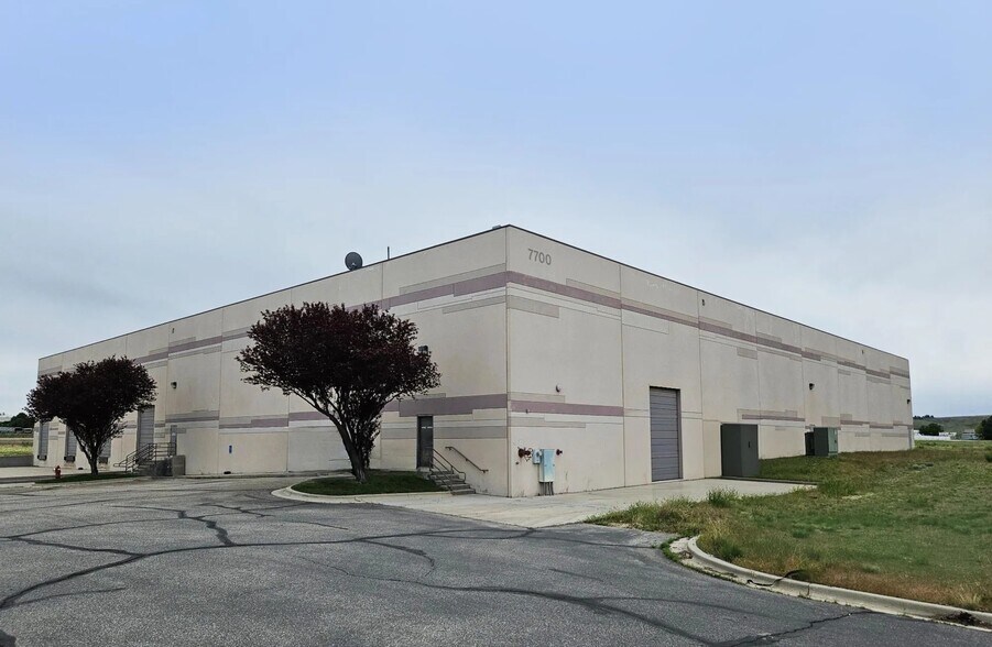 7700 S Eisenman Rd, Boise, ID à louer - Photo de l’immeuble – Image 1 sur 5