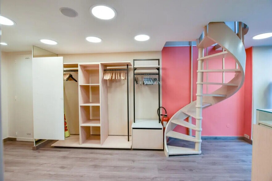 Bureau dans Paris à louer - Photo de l’immeuble – Image 3 sur 8
