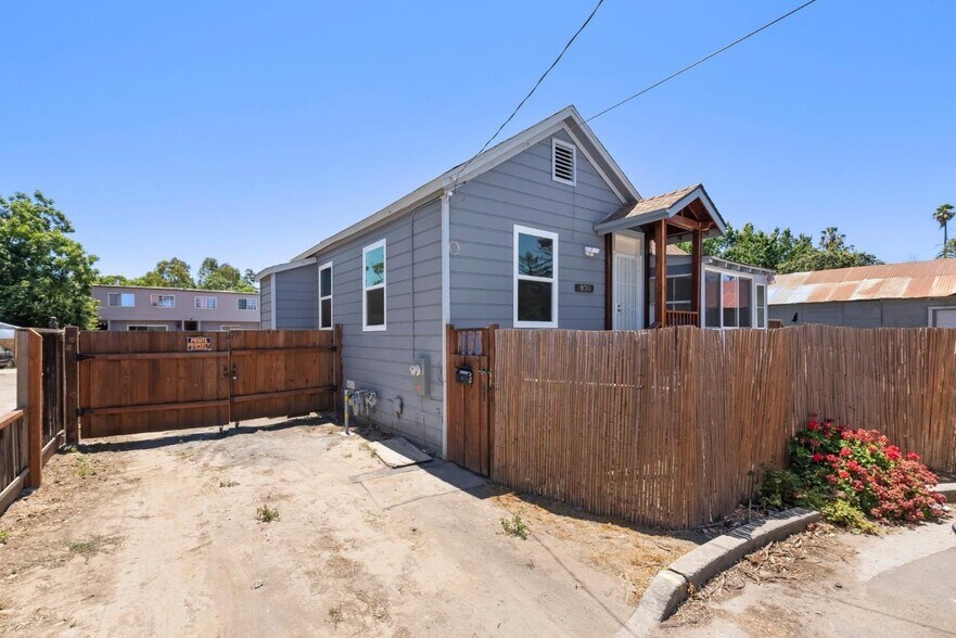 850 Calhoun St, San Jose, CA à vendre - Photo de l’immeuble – Image 2 sur 2