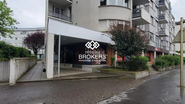Plus de détails pour Local commercial à vendre