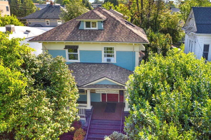 1016 SE 12th Ave, Portland, OR à vendre - Photo de l’immeuble – Image 2 sur 19