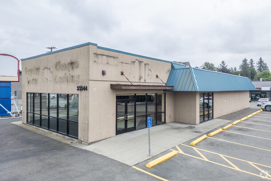33344 S Fraser Way, Abbotsford, BC à louer - Photo principale – Image 1 sur 3