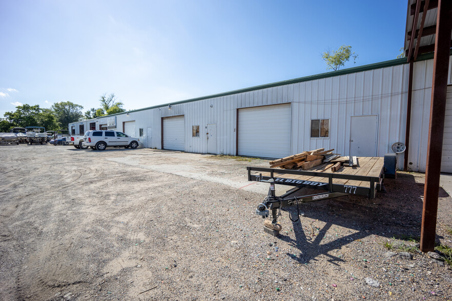 23718 N 494 Loop, Porter, TX à vendre - Photo de l’immeuble – Image 2 sur 20
